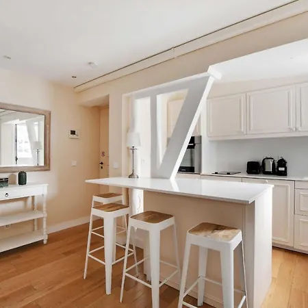 Amazing Duplex 4p- Louvre Museum