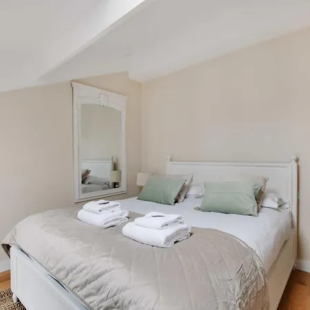 Amazing Duplex 4p- Louvre Museum * 巴黎