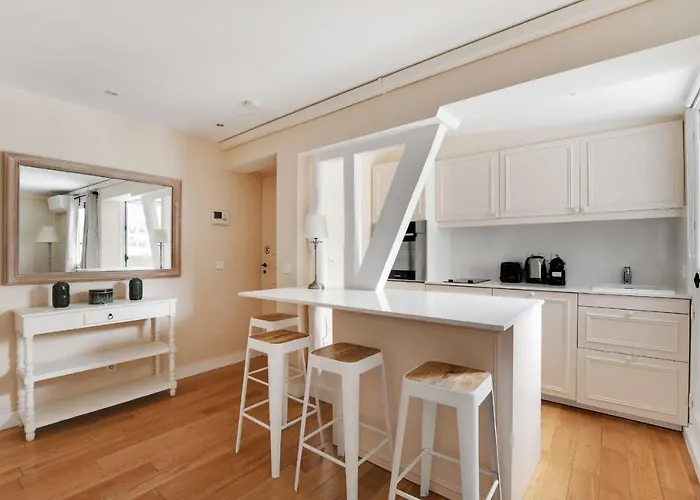 Amazing Duplex 4p- Louvre Museum